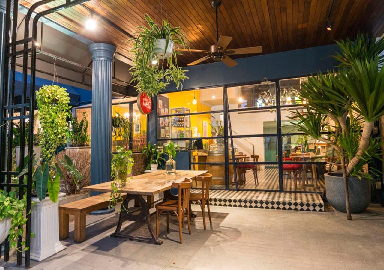 Bangkok Voyage Boutique Hotel Exterior photo